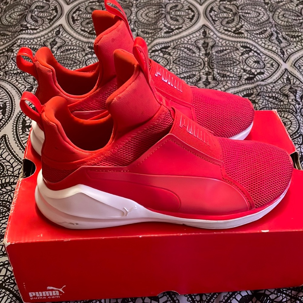 Kylie Jenner pumas